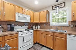 3106 Briarwood Dr, Tobyhanna, PA 18466 - Photo 8
