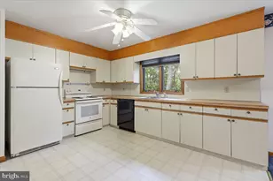 408 Long View Dr, Stroudsburg, PA 18360 - Photo 24