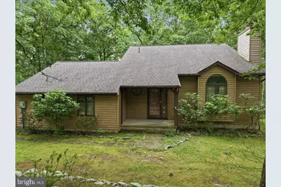 408 Longview Drive, Stroudsburg, PA 18360 - Photo 2