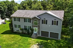 152 Granite Rd, Long Pond, PA 18334 - Photo 4