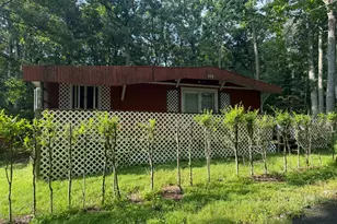 1222 Valley Dr, East Stroudsburg, PA 18302 - Photo 2