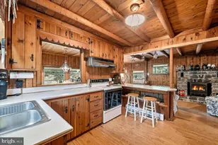 130 Rose Ln, Bartonsville, PA 18321 - Photo 14