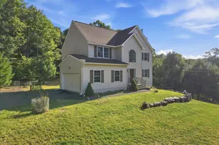 302 Lee's Run Cir, East Stroudsburg, PA 18302 - Photo 4