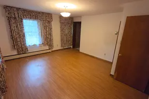 2115 W Main St, Stroudsburg, PA 18360 - Photo 12