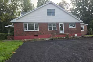 2115 W Main St, Stroudsburg, PA 18360 - Photo 4