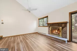 193 Minisink Dr, Pocono Lake, PA 18347 - Photo 12