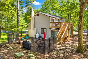 245 Somerset Dr, East Stroudsburg, PA 18301 - Photo 36