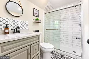 245 Somerset Dr, East Stroudsburg, PA 18301 - Photo 28