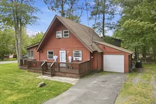 593 Country Pl Dr, Tobyhanna, PA 18466 - Photo 4