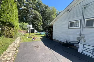 5 Oak St, Mount Pocono, PA 18344 - Photo 32