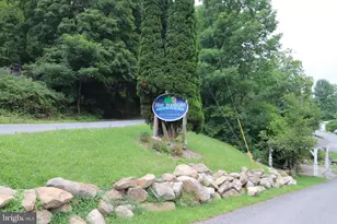1215 Blue Mountain Cir, Saylorsburg, PA 18353 - Photo 4