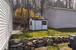 1215 Blue Mountain Cir, Saylorsburg, PA 18353 - Photo 46