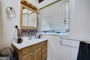 197 Timber Hill Rd, Henryville, PA 18332 - Photo 26