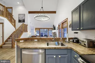 179 Hawthorne Ct, Tannersville, PA 18372 - Photo 12