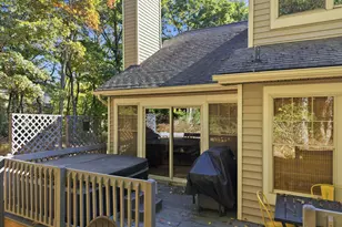 179 Hawthorne Ct, Tannersville, PA 18372 - Photo 10