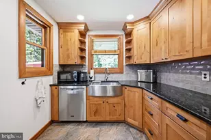 1437 Twin Pine Rd, Stroudsburg, PA 18360 - Photo 18
