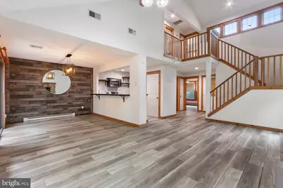 142 Pine Court, Tannersville, PA 18372 - Photo 4