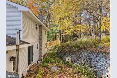 10 Hemlock Road, Mount Pocono, PA 18344 - Photo 4