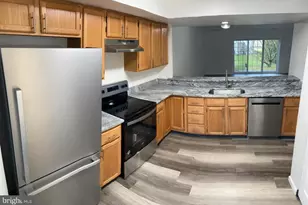 108 Brandywine Dr, Bethlehem, PA 18020 - Photo 2