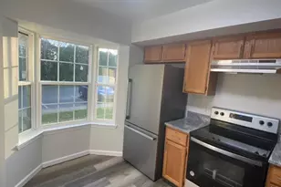 108 Brandywine Dr, Bethlehem, PA 18020 - Photo 4