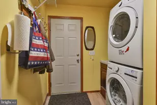 647 San Simeon Pl, Easton, PA 18040 - Photo 10