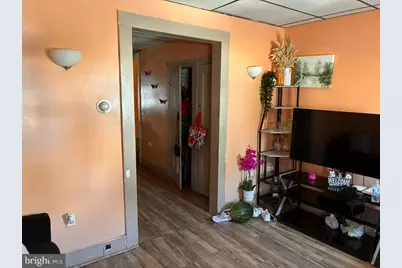 133 E Nesquehoning Street, Easton, PA 18042 - Photo 2