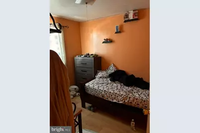 133 E Nesquehoning Street, Easton, PA 18042 - Photo 6