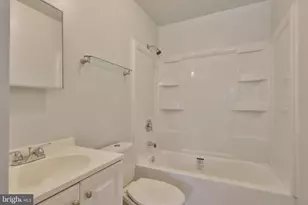 427 Pawnee St, Bethlehem, PA 18015 - Photo 28