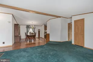 183 Greenbriar Dr S, Bath, PA 18014 - Photo 16