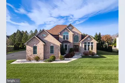 62 Surrey Drive, Easton, PA 18045 - Photo 1