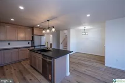 111 Main Street, Glendon, PA 18042 - Photo 4