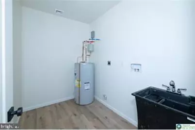 111 Main Street, Glendon, PA 18042 - Photo 28