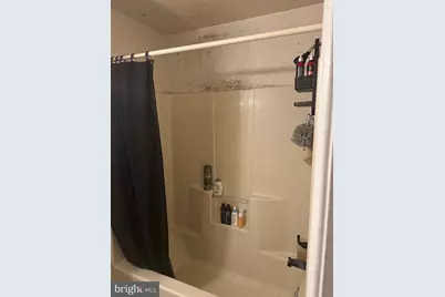 642 W Nesquehoning Street, Easton, PA 18042 - Photo 6