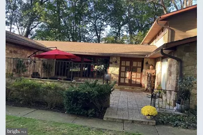 3725 Oakland Road, Bethlehem Township, PA 18020 - Photo 2