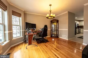 2830 Lambert Ct, Easton, PA 18040 - Photo 6