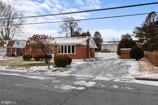 442 Avon St, Easton, PA 18045 - Photo 24