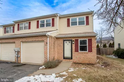 1661 Ilona Drive, Hellertown, PA 18055 - Photo 2