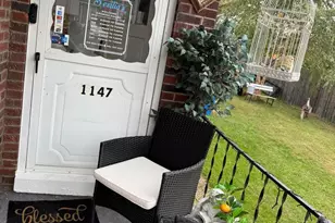 1147 Arcadia St, Bethlehem, PA 18018 - Photo 2