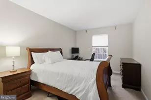 1530 Crest Park Ct, Bethlehem, PA 18015 - Photo 16