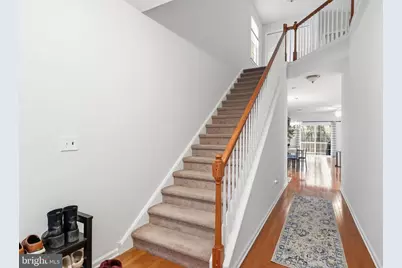 1530 Crest Park Court, Bethlehem, PA 18015 - Photo 4