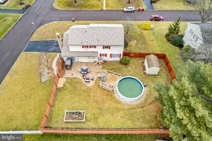 402 Florentine Dr, Easton, PA 18040 - Photo 4