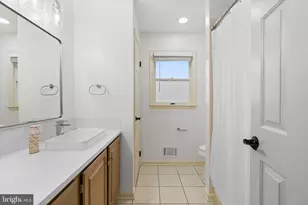 402 Florentine Dr, Easton, PA 18040 - Photo 36