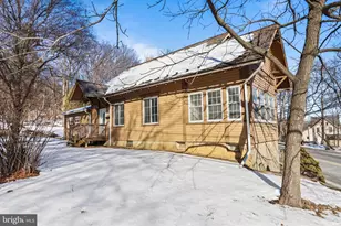 751 W Pennsylvania Ave, Pen Argyl, PA 18072 - Photo 32