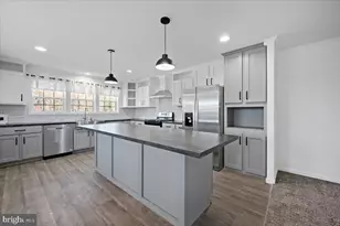 1412 Heytesbury Rd, Walnutport, PA 18088 - Photo 18