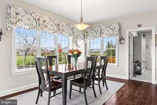 6800 Gwenmawr Rd, Bethlehem, PA 18017 - Photo 16