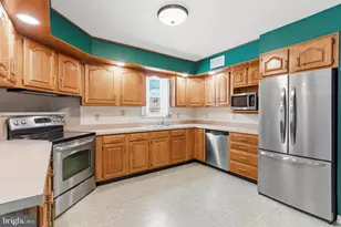 3901 Post Dr, Bethlehem, PA 18017 - Photo 16