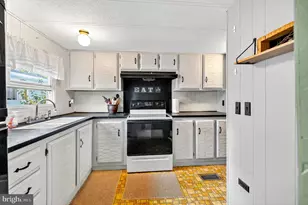 8220 Airport Rd, Northampton, PA 18067 - Photo 8
