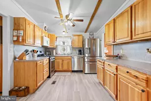 2 Hickory Hills Dr, Bath, PA 18014 - Photo 18