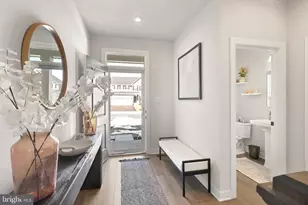 1174 Woodmont Ln, Catasaqua, PA 18032 - Photo 2