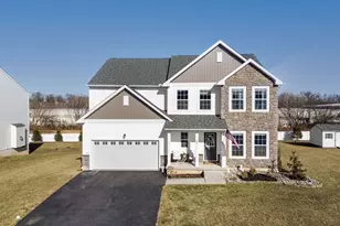 425 Chief Tatamy St, Easton, PA 18045 - Photo 1